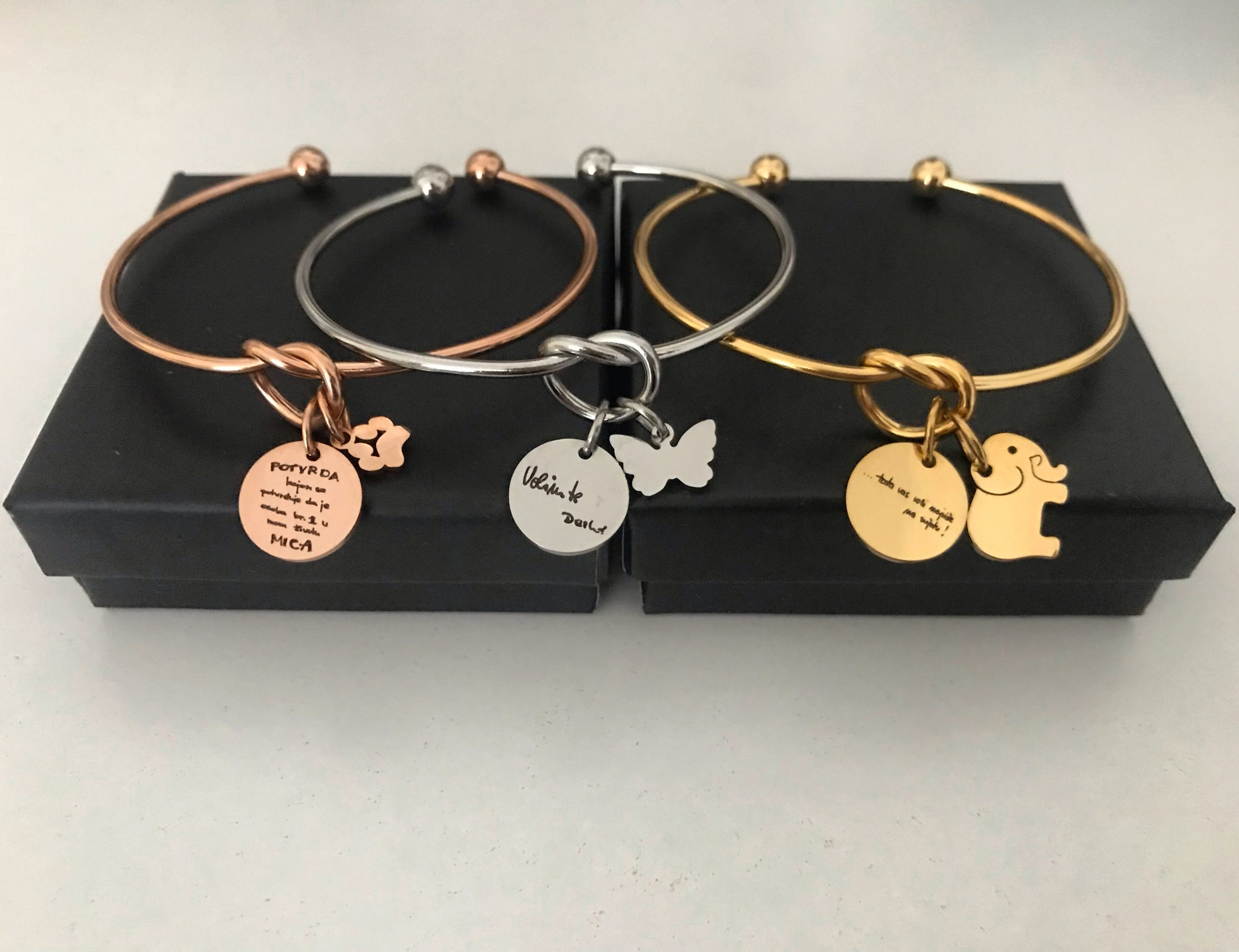Personalizirana Heart narukvica s dva privjeska - Slika 3